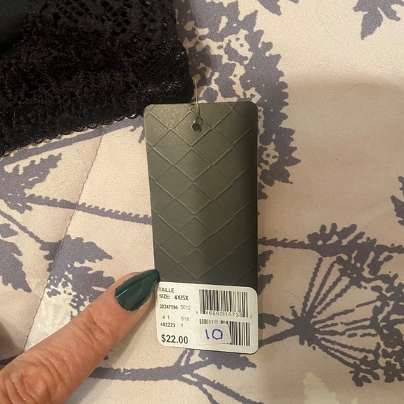 Pennington's Plus-Size Bra, Black, Size 4/5X - Picture 4 of 4